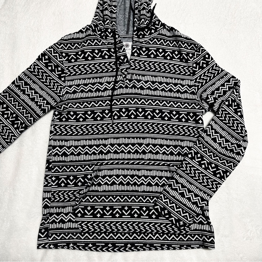 aztec print hoodie